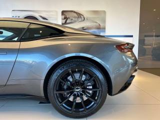 ASTON MARTIN DB11 usata, con ESP