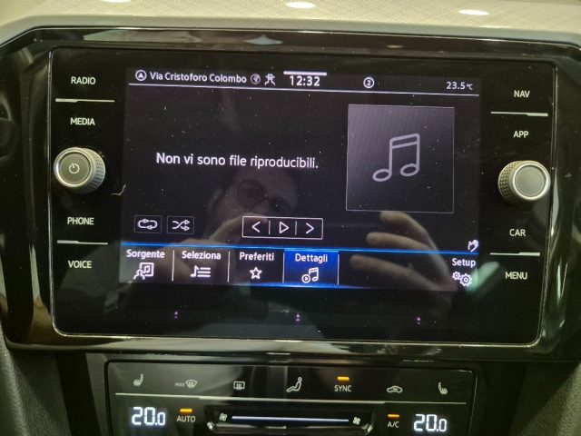 VOLKSWAGEN Passat Variant usata, con Touch screen