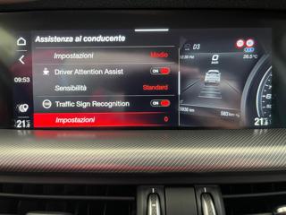 ALFA ROMEO Stelvio usata, con Portellone posteriore elettrico
