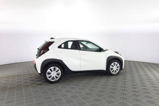 TOYOTA Aygo X usata 2