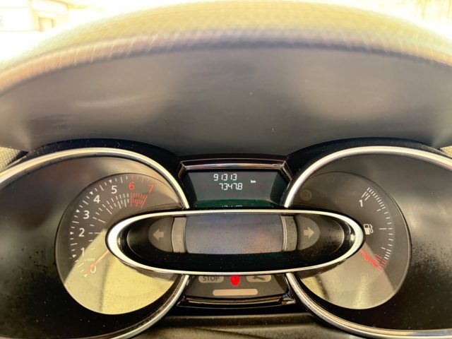 RENAULT Clio usata, con Hill holder