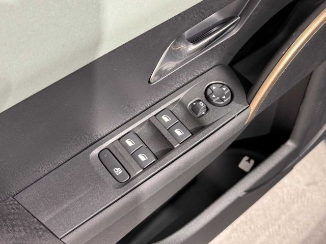 LANCIA Ypsilon usata, con Riconoscimento dei segnali stradali