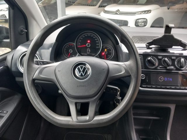 VOLKSWAGEN up! usata, con Sensori di parcheggio posteriori