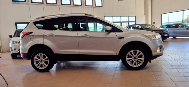 FORD Kuga usata, con Bluetooth