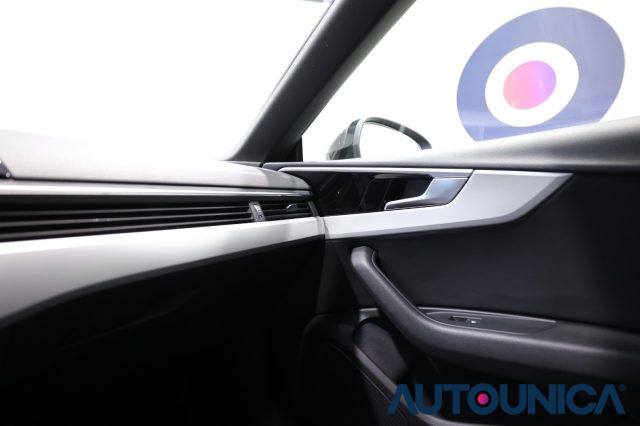 AUDI A5 usata, con Sensori di parcheggio anteriori