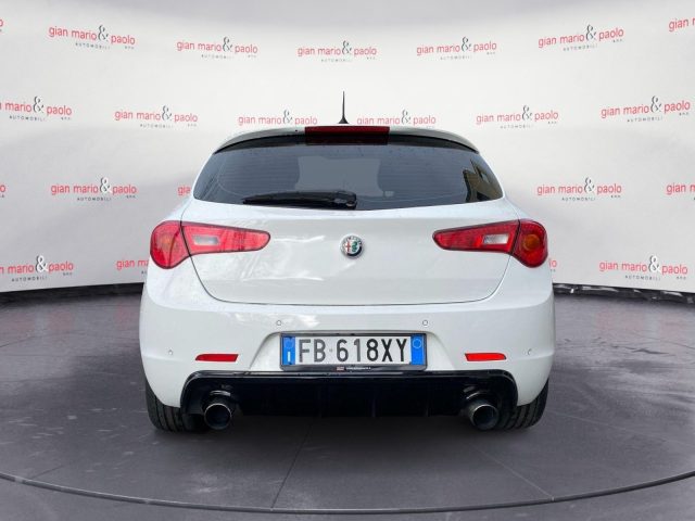 ALFA ROMEO Giulietta usata, con Autoradio