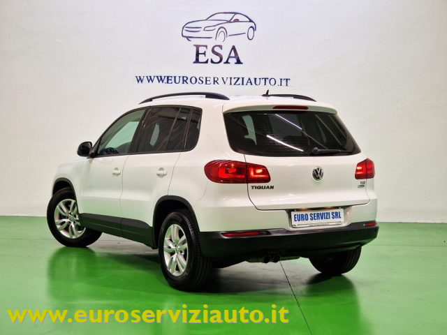 VOLKSWAGEN Tiguan usata, con Airbag laterali