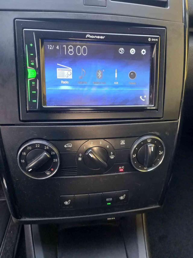 MERCEDES-BENZ A 160 usata, con Sedile posteriore sdoppiato