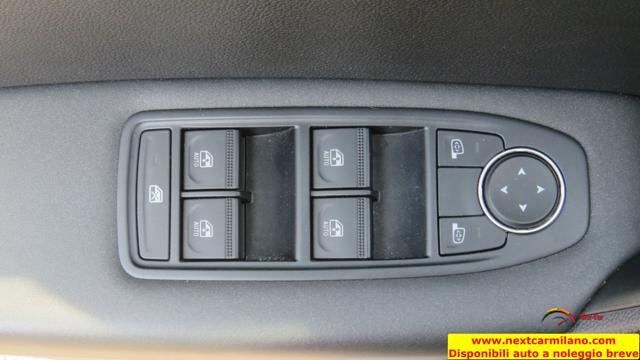RENAULT Captur usata, con Schermo multifunzione interamente digitale