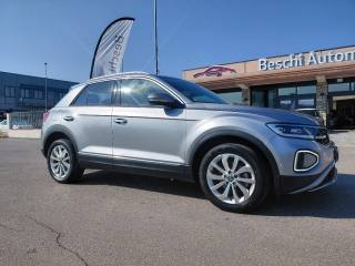 VOLKSWAGEN T-Roc usata, con Sedile posteriore sdoppiato