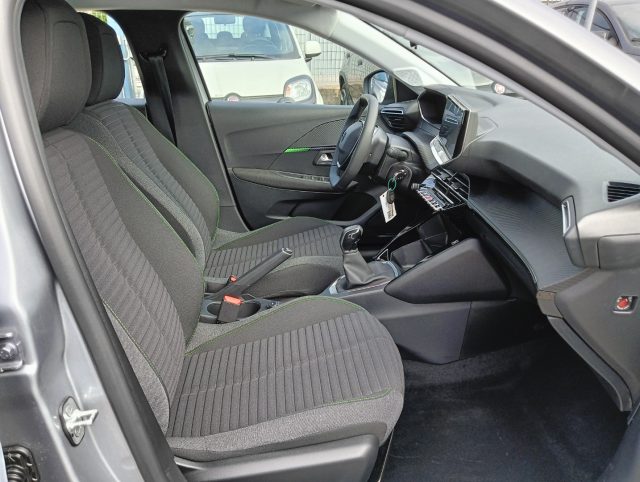PEUGEOT 208 usata, con Volante in pelle
