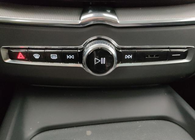 VOLVO XC60 usata, con Sedile posteriore sdoppiato