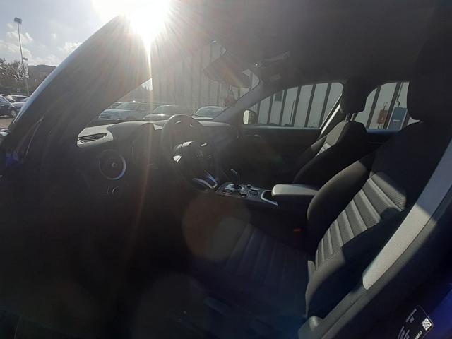 ALFA ROMEO Stelvio usata, con Controllo automatico clima