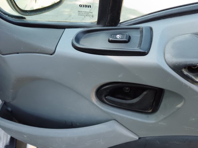 IVECO Daily usata 12