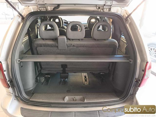 CHRYSLER Grand Voyager usata 28