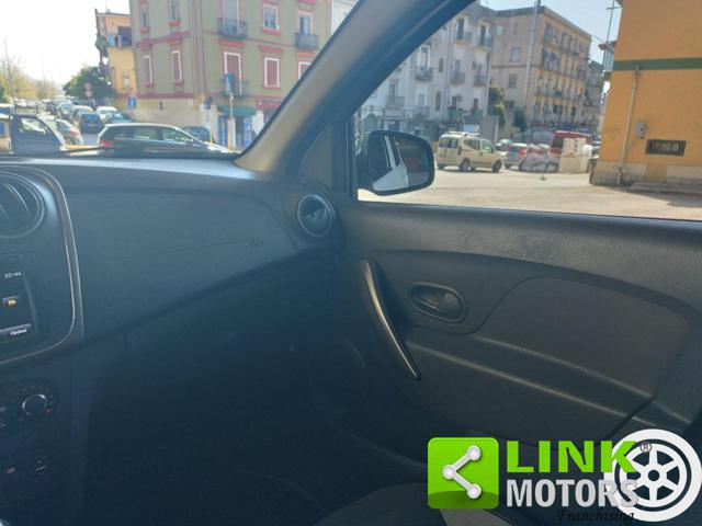 DACIA Sandero usata, con Volante in pelle
