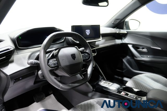 PEUGEOT 2008 usata, con Autoradio