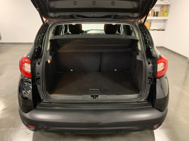 RENAULT Captur usata, con Park Distance Control