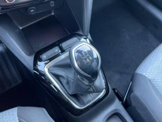 OPEL Corsa usata, con Autoradio digitale