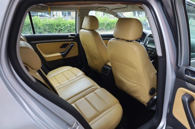 VOLKSWAGEN Golf usata 70