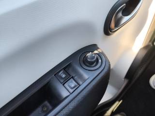 RENAULT Twingo usata 13