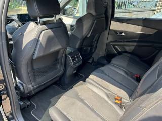 PEUGEOT 5008 usata, con Sistema di navigazione