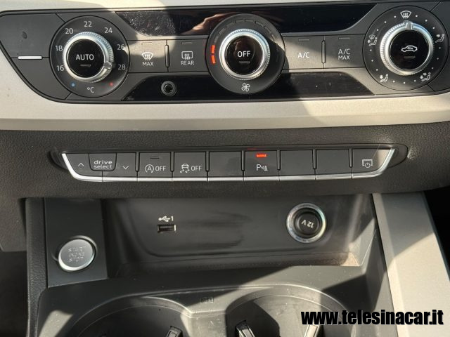 AUDI A4 usata, con Autoradio digitale
