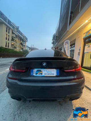 BMW 320 usata, con Bluetooth