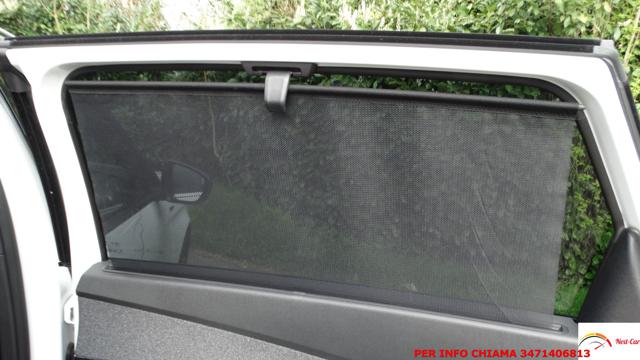 PEUGEOT 5008 usata, con Luce d