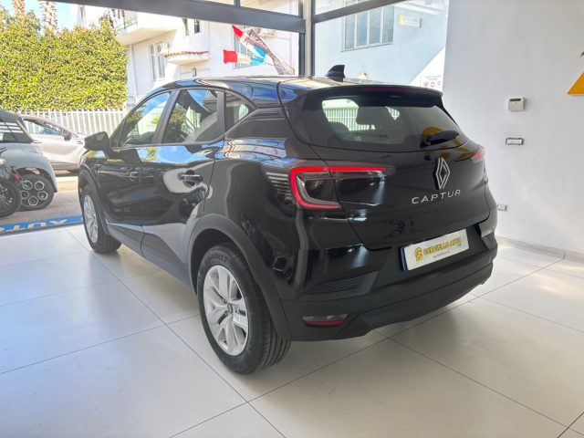 RENAULT Captur usata, con Sistema di navigazione