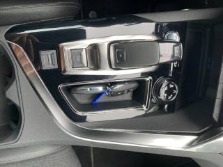 PEUGEOT 5008 usata, con Fendinebbia