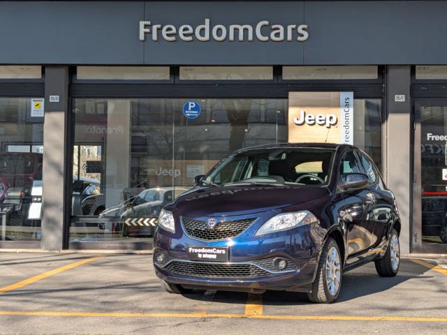 LANCIA Ypsilon usata, con Airbag