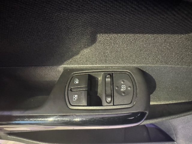 OPEL Corsa usata 14