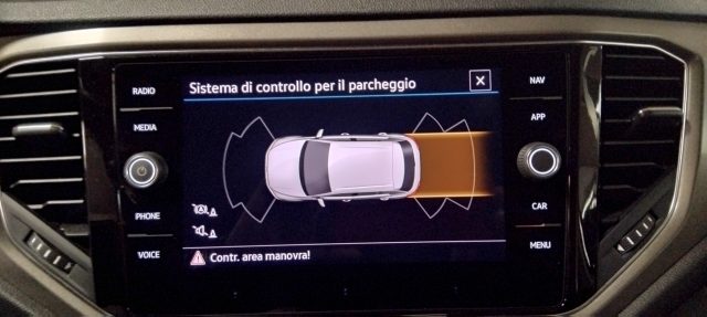 VOLKSWAGEN T-Roc usata, con Sensori di parcheggio posteriori