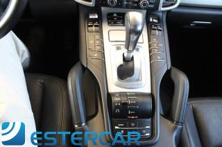 PORSCHE Cayenne usata, con USB