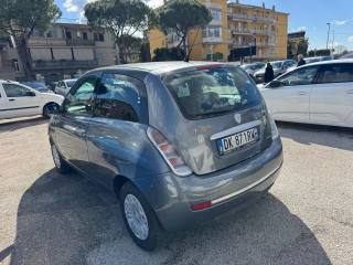 LANCIA Ypsilon usata, con Airbag