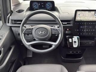 HYUNDAI Staria usata, con Controllo automatico clima