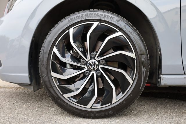 VOLKSWAGEN Golf usata 159