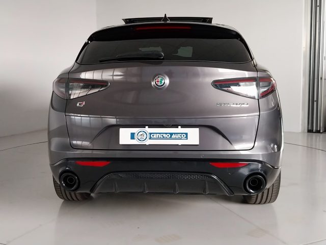 ALFA ROMEO Stelvio usata, con Sedile posteriore sdoppiato