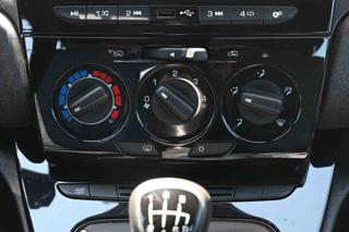LANCIA Ypsilon usata, con Autoradio digitale