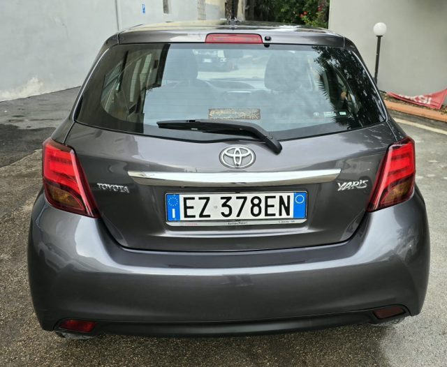 TOYOTA Yaris usata, con Controllo trazione