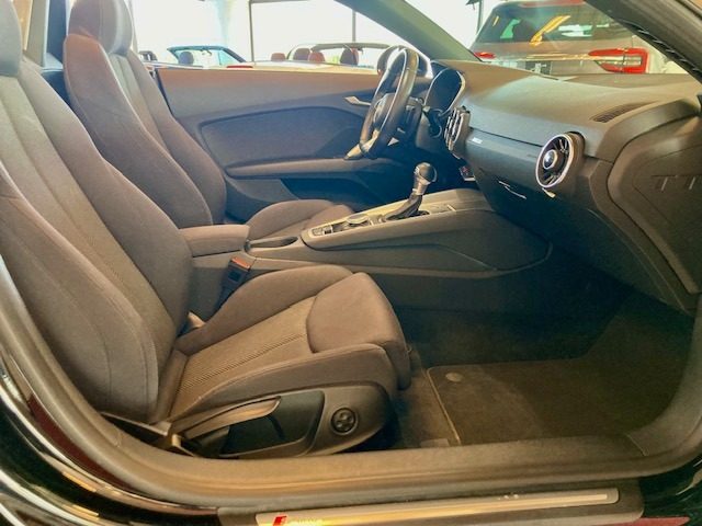 AUDI TT usata, con Climatizzatore