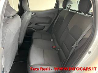 RENAULT Clio usata, con Autoradio