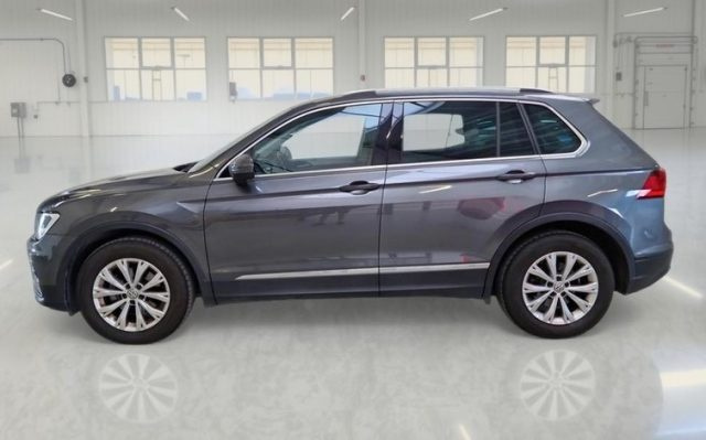 VOLKSWAGEN Tiguan usata, con Airbag laterali