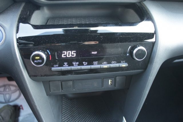 TOYOTA Yaris Cross usata, con Sensore di pioggia