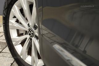 VOLKSWAGEN Tiguan usata, con Volante multifunzione