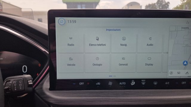 FORD Kuga usata, con Specchietti laterali elettrici