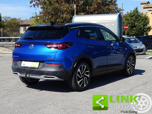OPEL Grandland X usata, con Fendinebbia