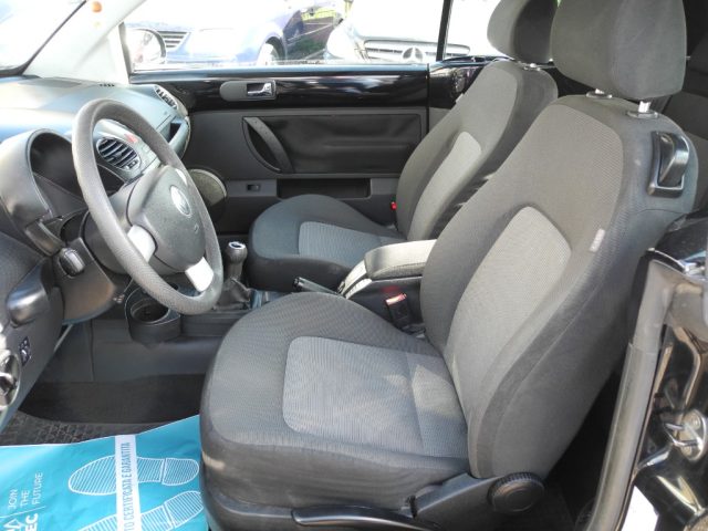 VOLKSWAGEN New Beetle usata, con Lettore CD