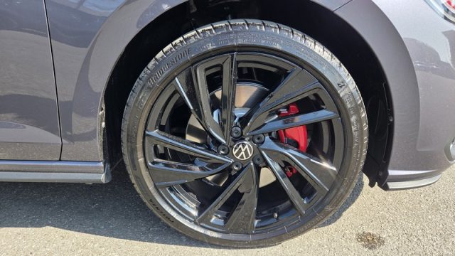 VOLKSWAGEN Polo usata, con Autoradio